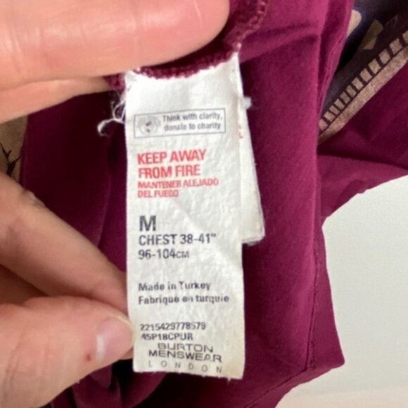 Burton Menswear London Graphic T-Shirt Burgundy Size Medium Short Sleeve Graphic - Picture 4 of 5